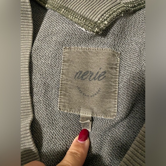 Aerie two piece lounge set - Picture 2 of 3